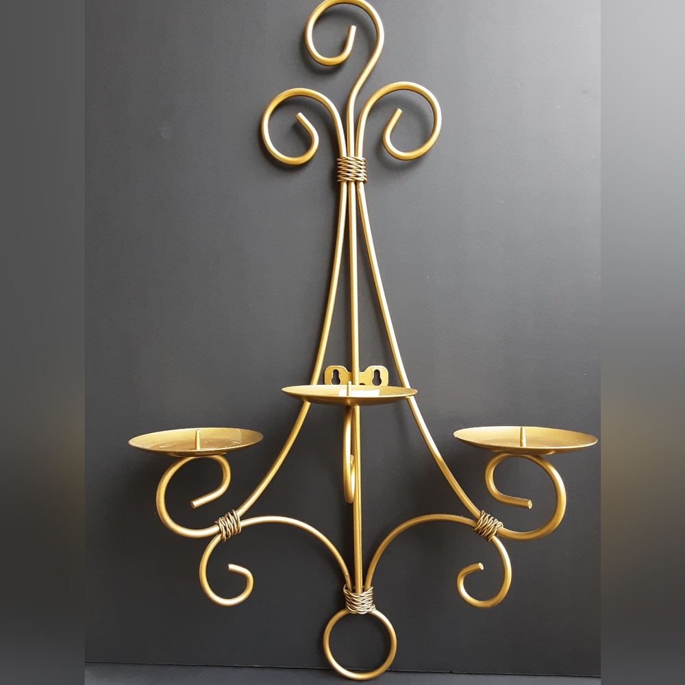 Three-Arm Scroll Metal Wall Sconce Candle Holder Gold Finish Classic Wall Decor